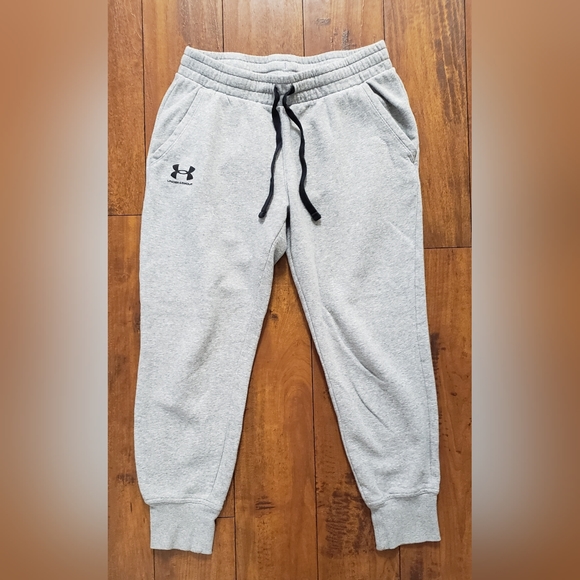 SOLD- Womens Under Armour Joggers - Picture 2 of 7